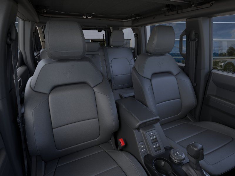 2026 Ford Bronco 4-Door Outer Banks - Photo 11