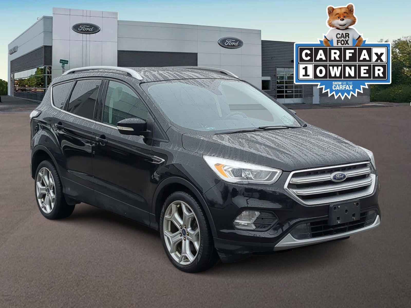 Used 2017 Ford Escape Titanium with VIN 1FMCU9JD5HUD08840 for sale in Ferndale, MI