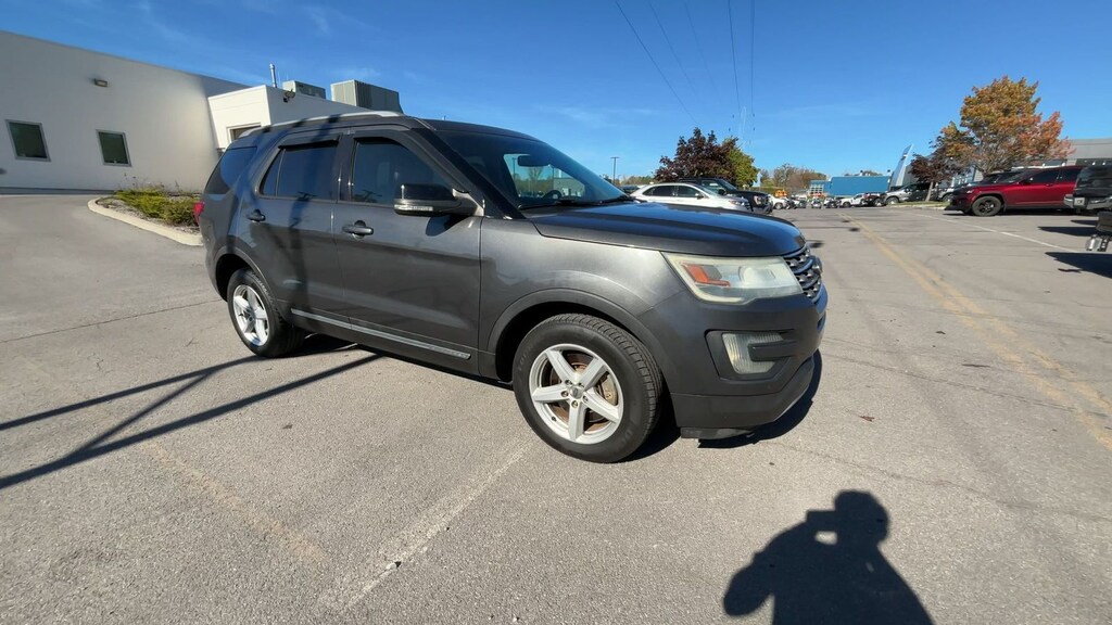 Used 2016 Ford Explorer XLT SUV