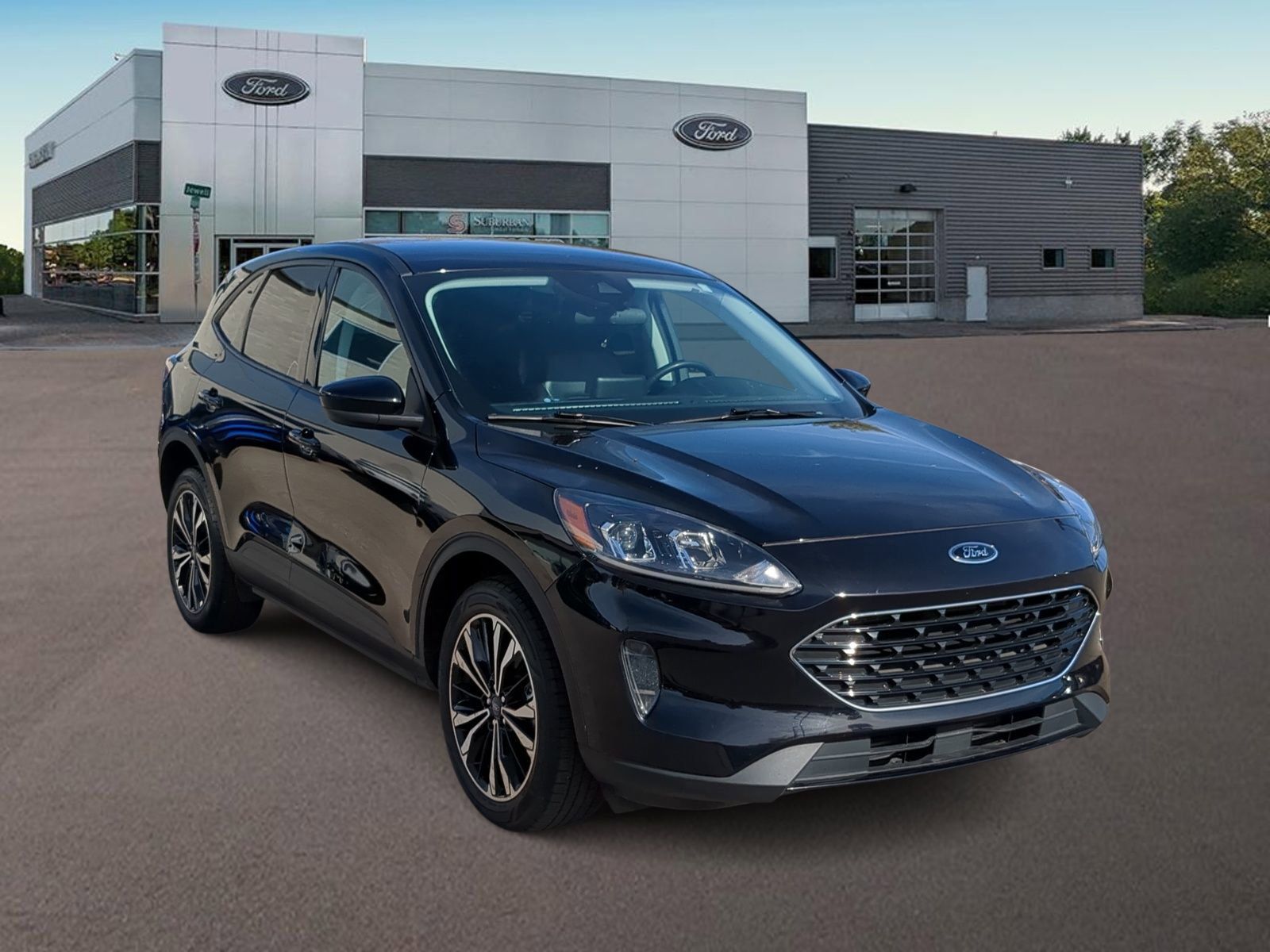 2022 Ford Escape SEL photo 2