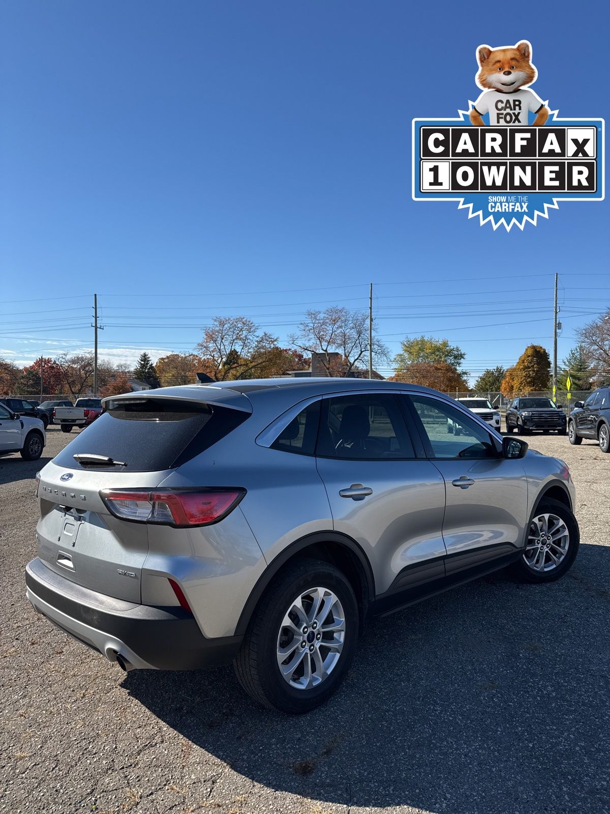 2022 Ford Escape SE photo 2