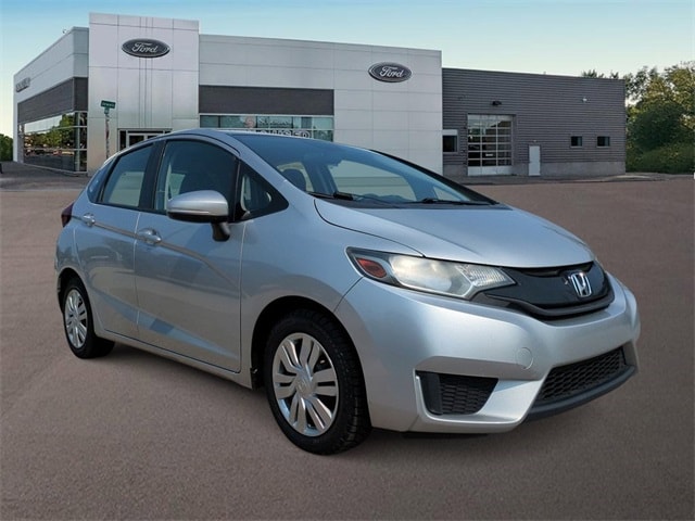 Used 2016 Honda Fit LX with VIN JHMGK5H50GX015541 for sale in Ferndale, MI