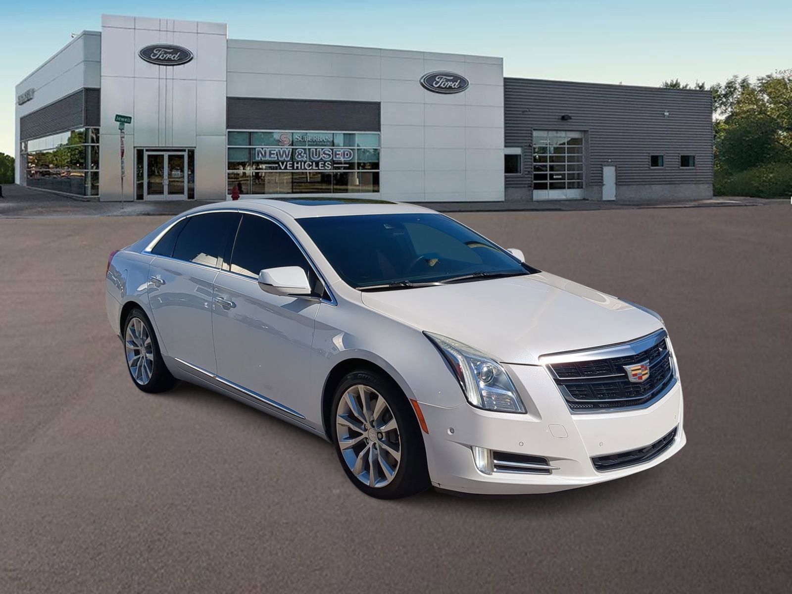 2016 Cadillac XTS Luxury photo 2
