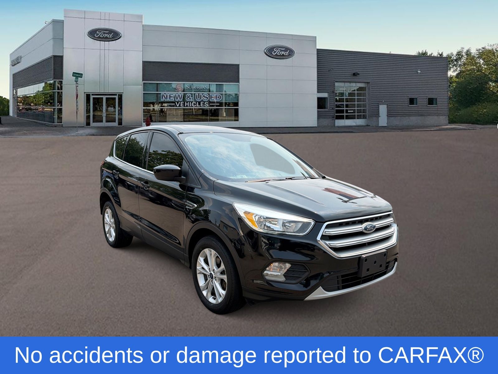 Used 2017 Ford Escape SE with VIN 1FMCU0GD2HUB97618 for sale in Ferndale, MI