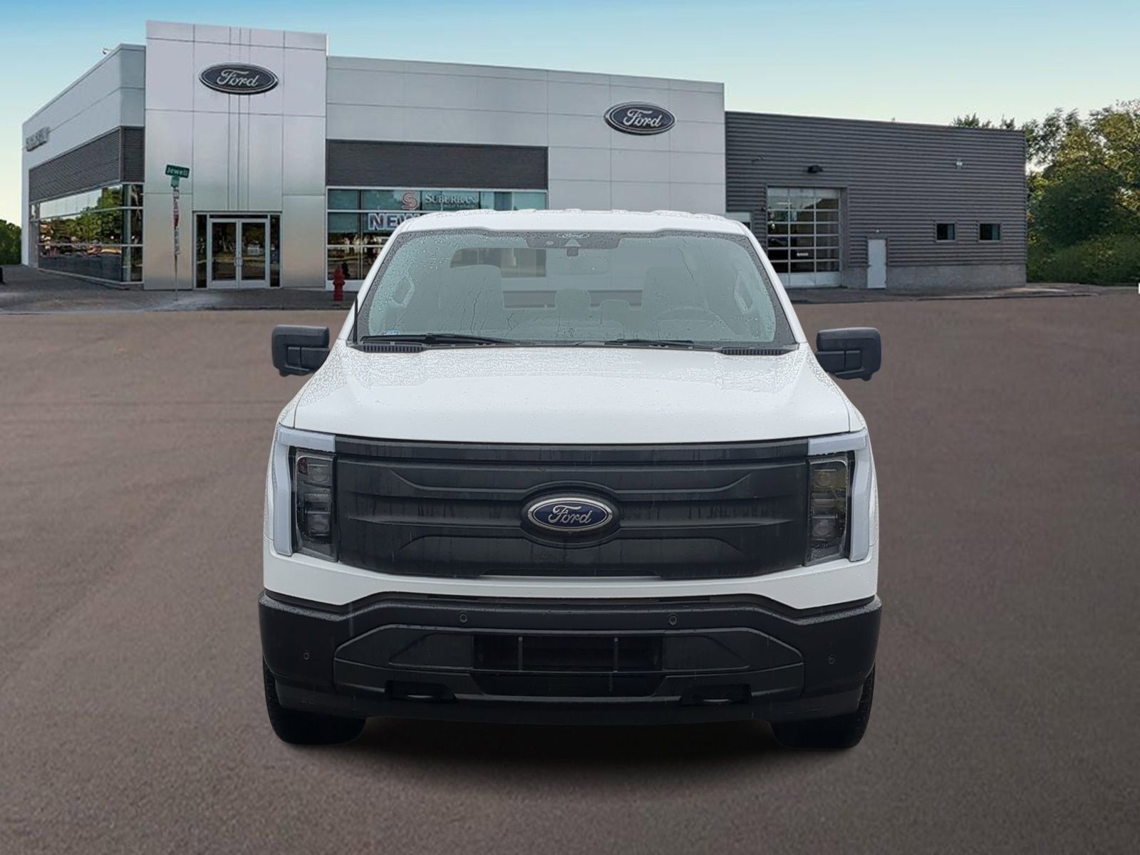 2022 Ford F-150 Lightning photo 3