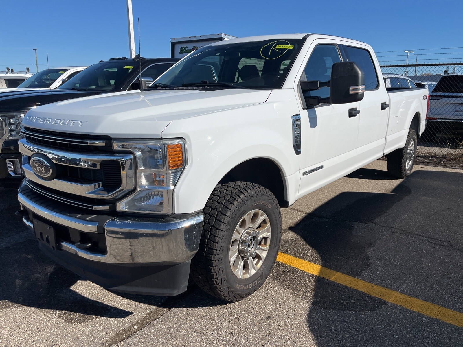2022 Ford F-350 photo 2