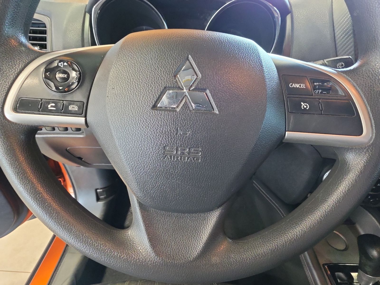 Thumbnail: 2020 Mitsubishi Outlander Sport - 15