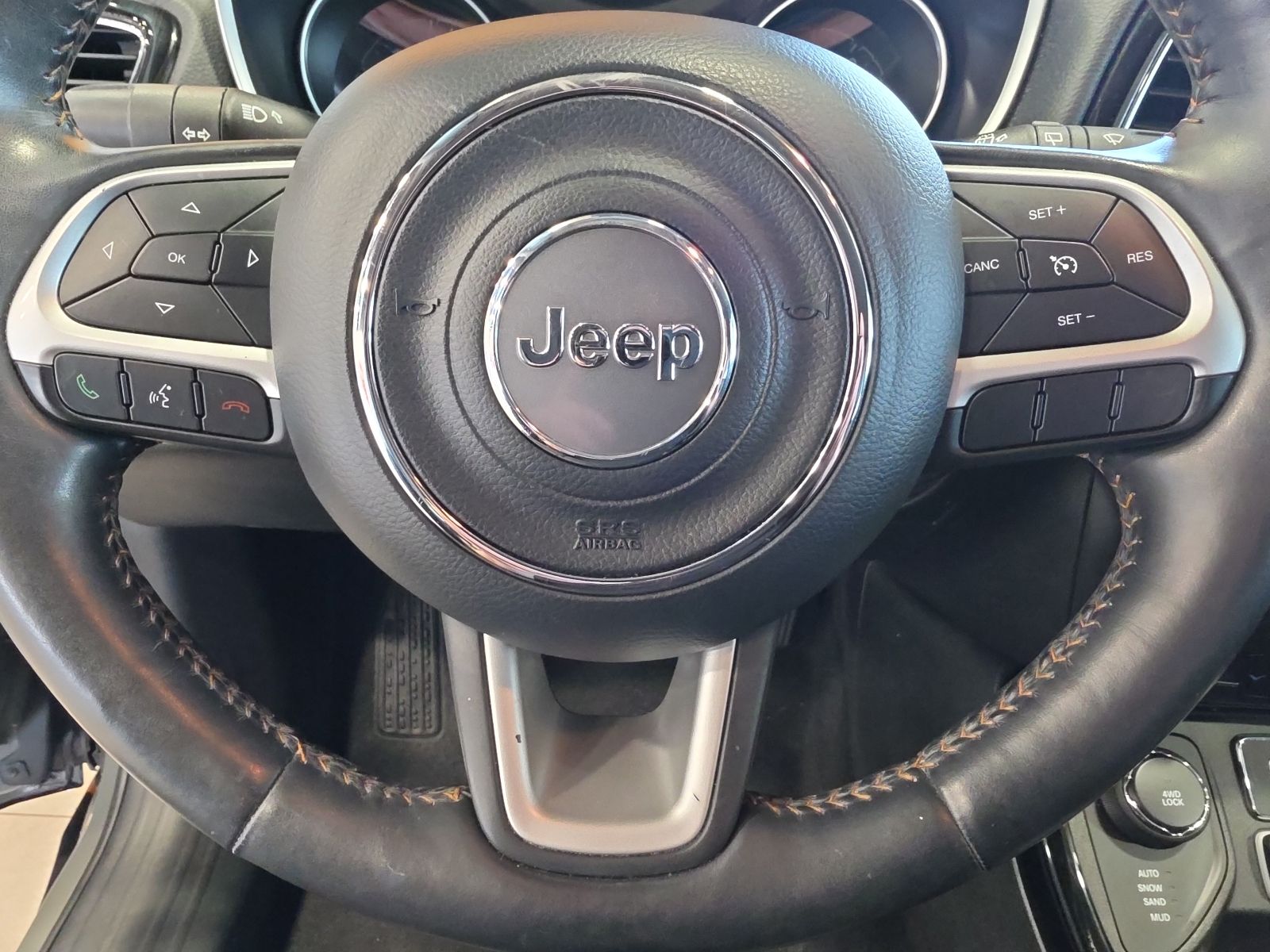 Thumbnail: 2019 Jeep Compass - 18