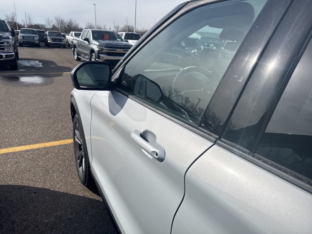 New 2026 Ford Explorer Active SUV