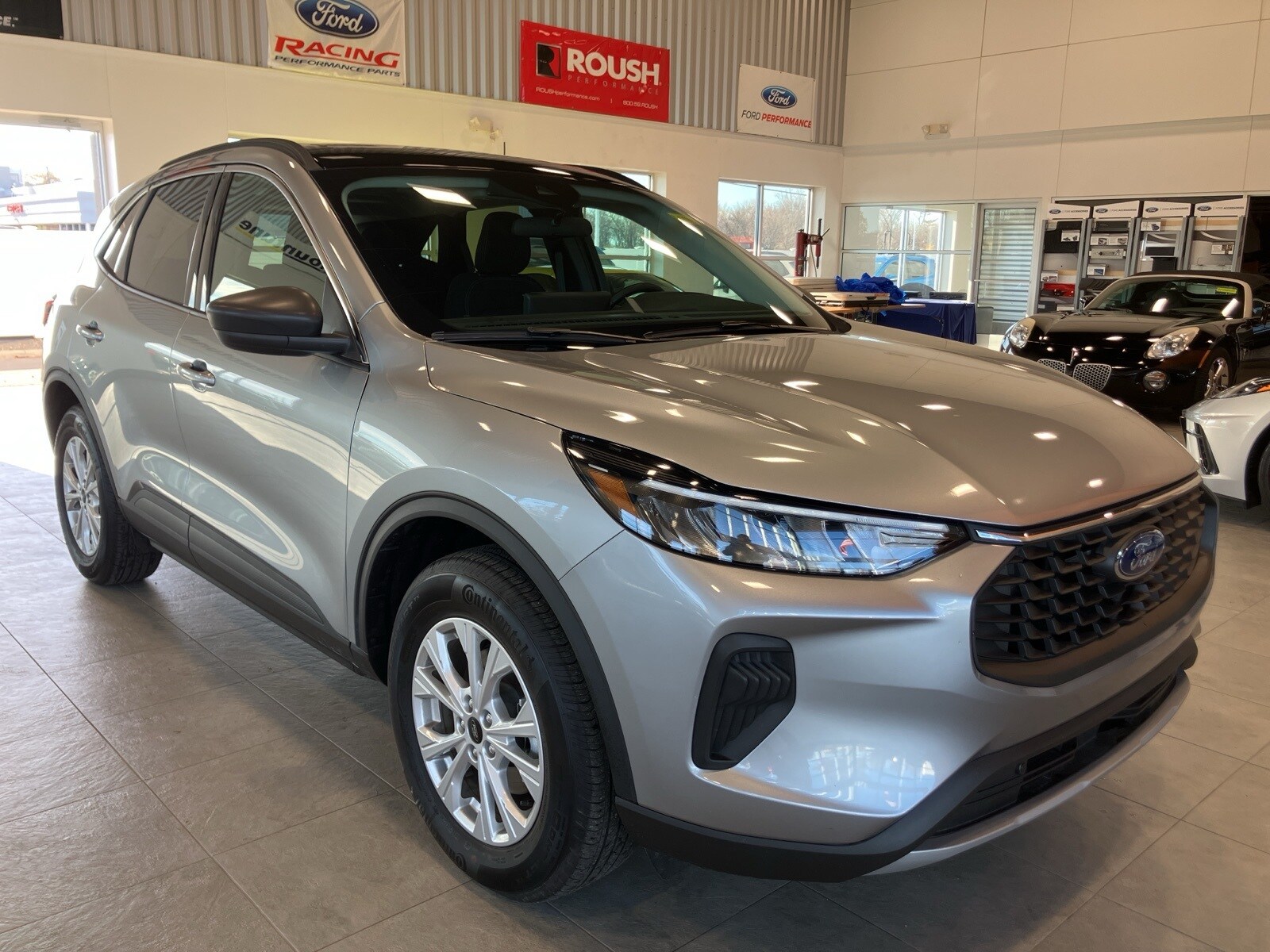 2024 Ford Escape Active photo 2