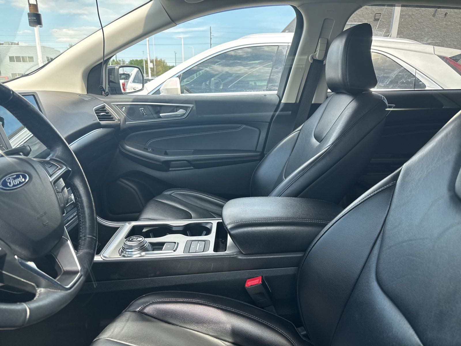 Thumbnail: 2022 Ford Edge - 30