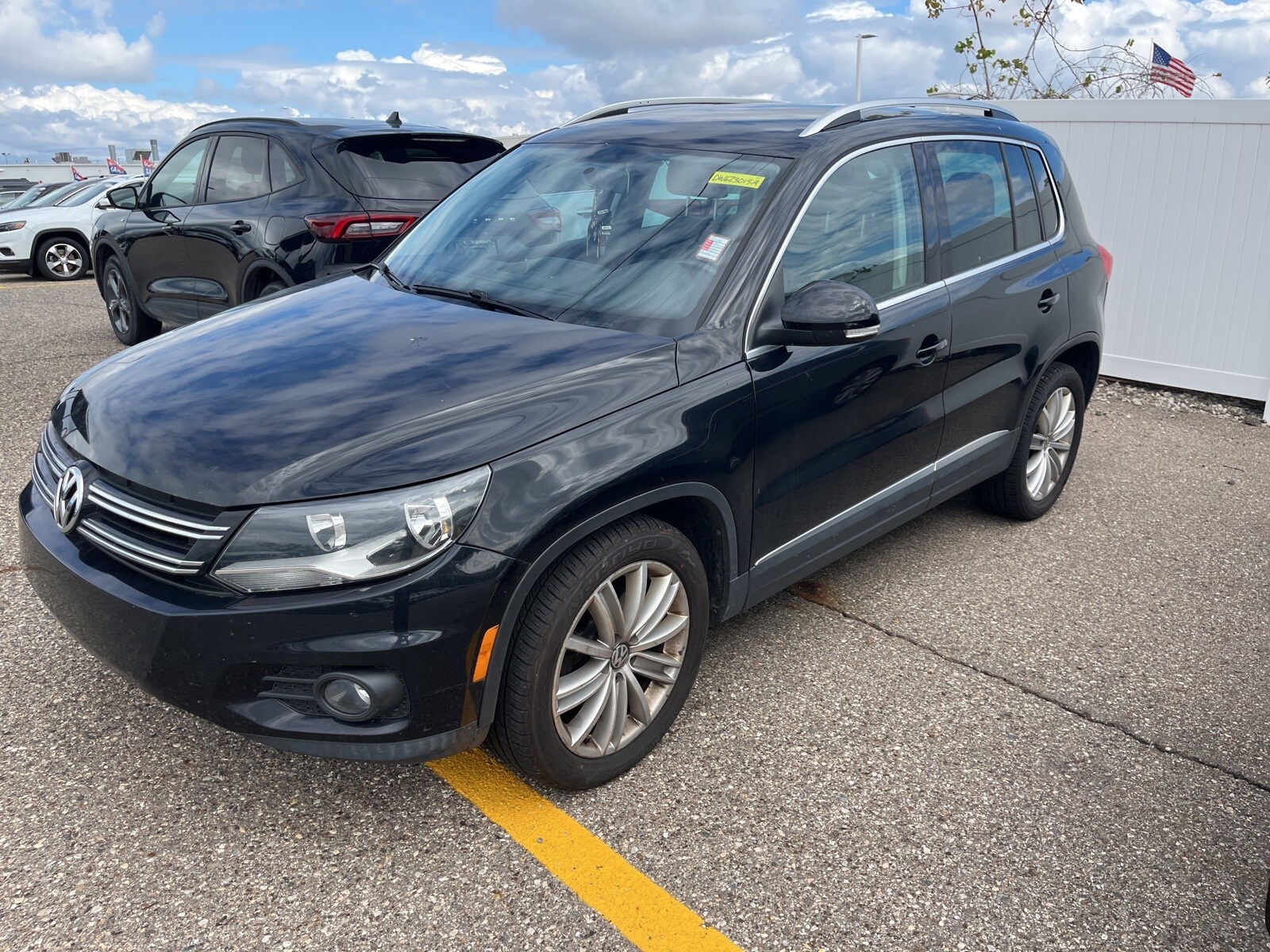 2013 Volkswagen Tiguan SE photo 4