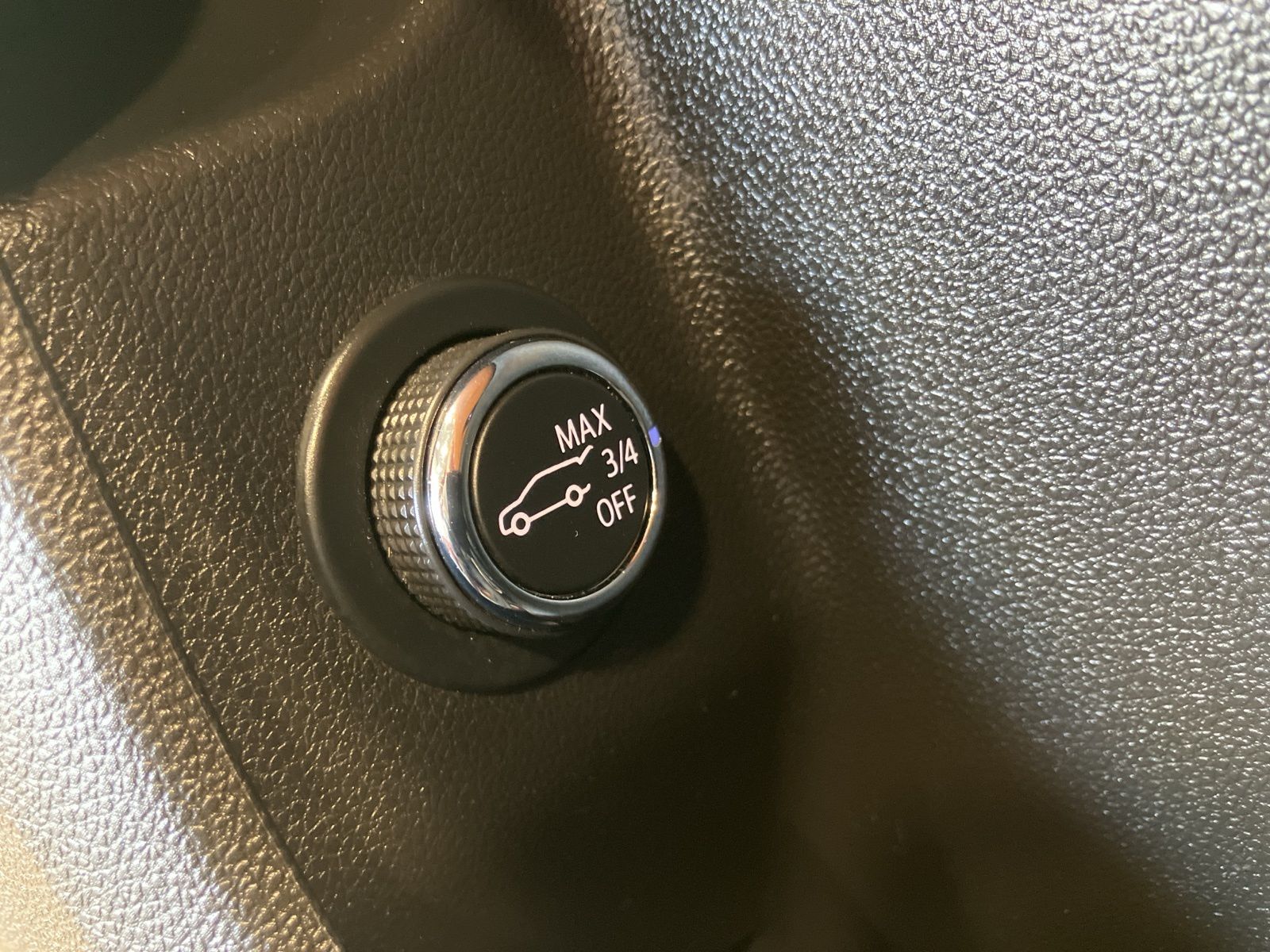 Thumbnail: 2019 Cadillac XT4 - 15
