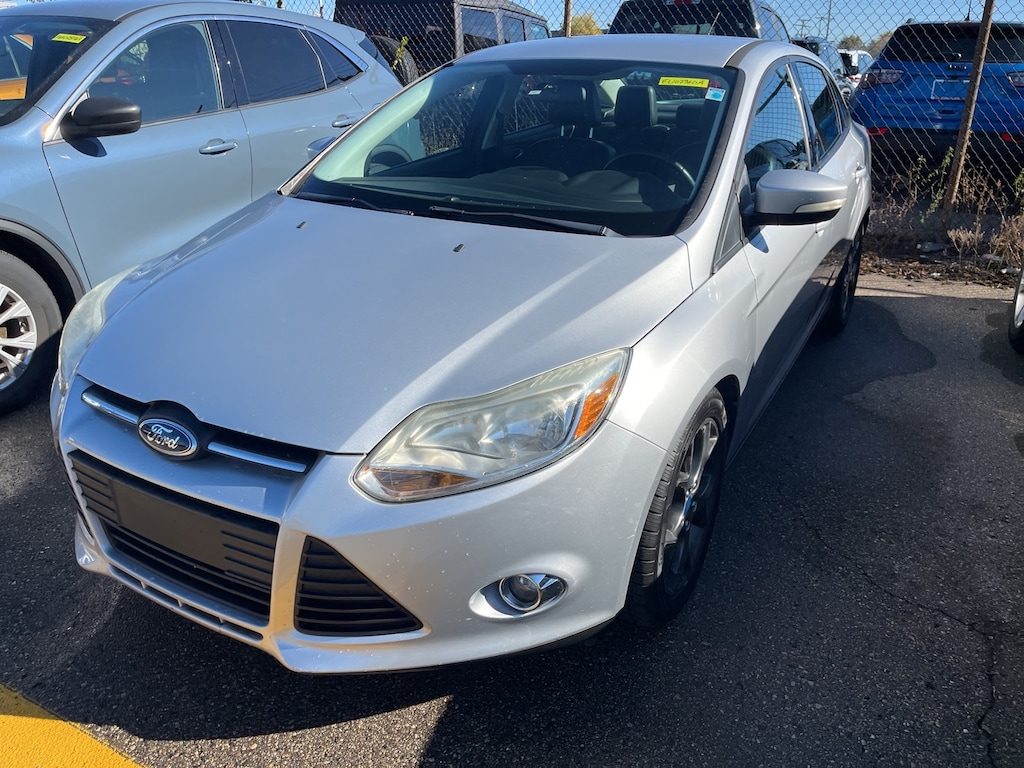 Used 2014 Ford Focus SE Sedan