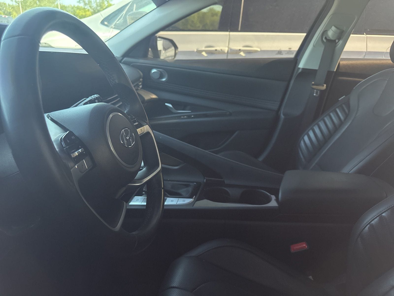 Thumbnail: 2023 Hyundai Elantra - 33