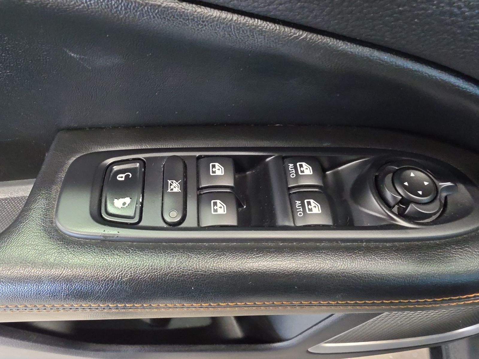 Thumbnail: 2019 Jeep Compass - 16