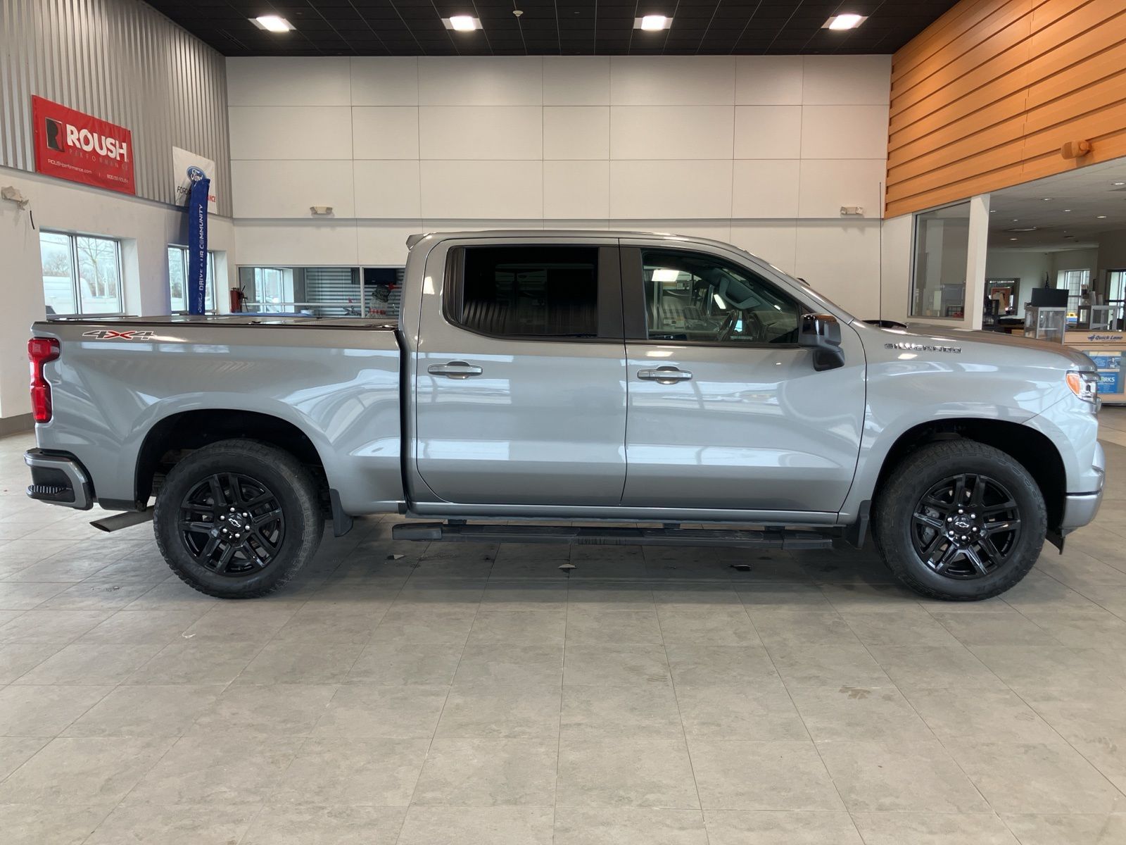 Thumbnail: 2024 Chevrolet Silverado 1500 - 4
