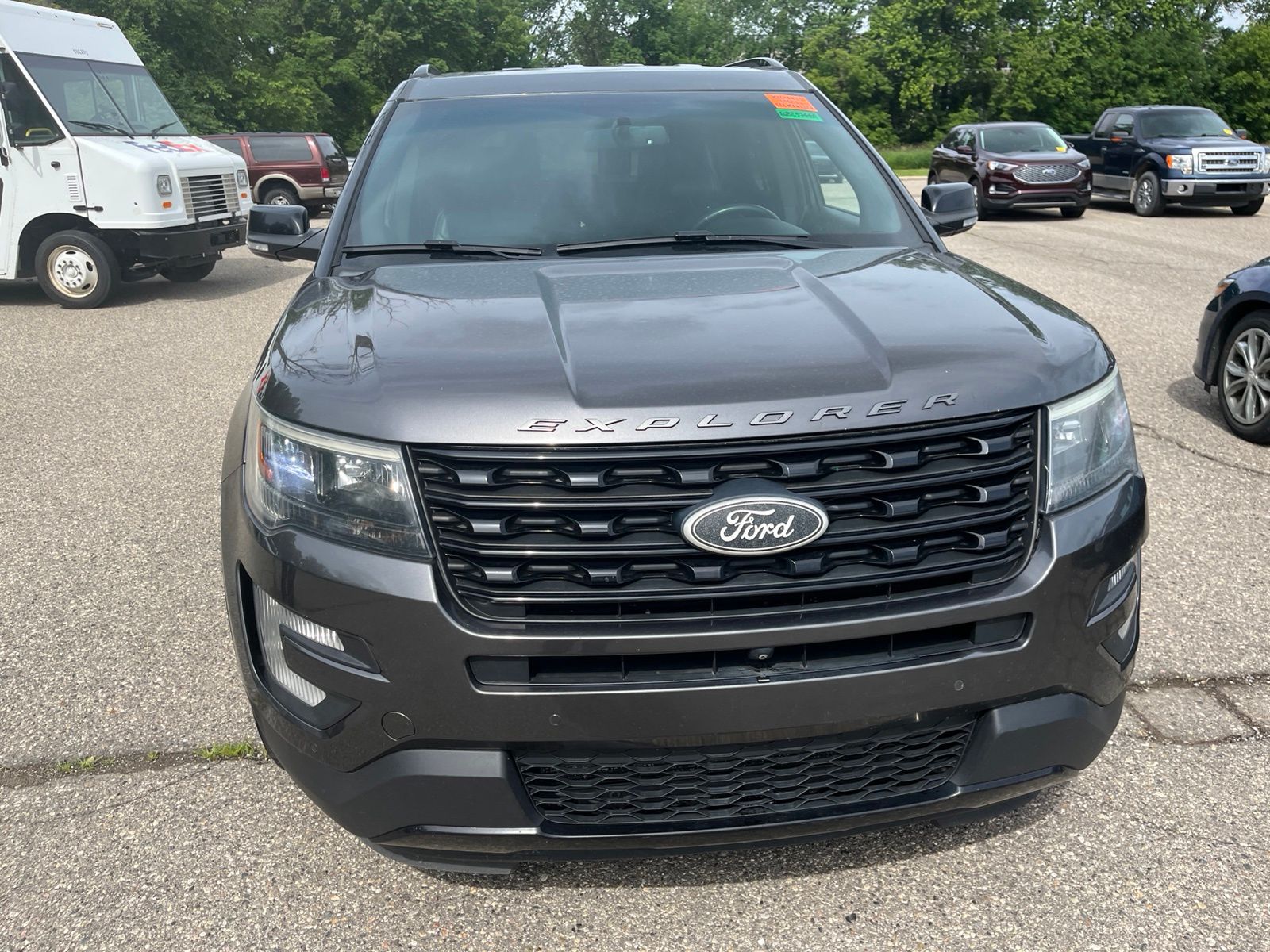 Thumbnail: 2017 Ford Explorer - 28