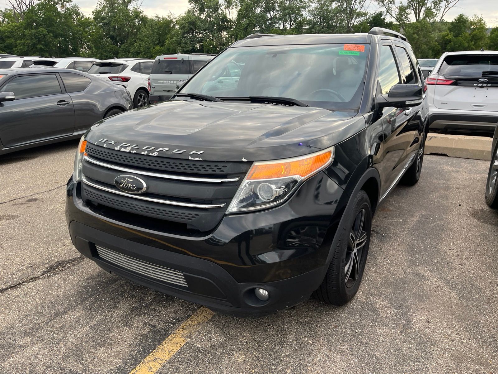 Thumbnail: 2015 Ford Explorer - 3