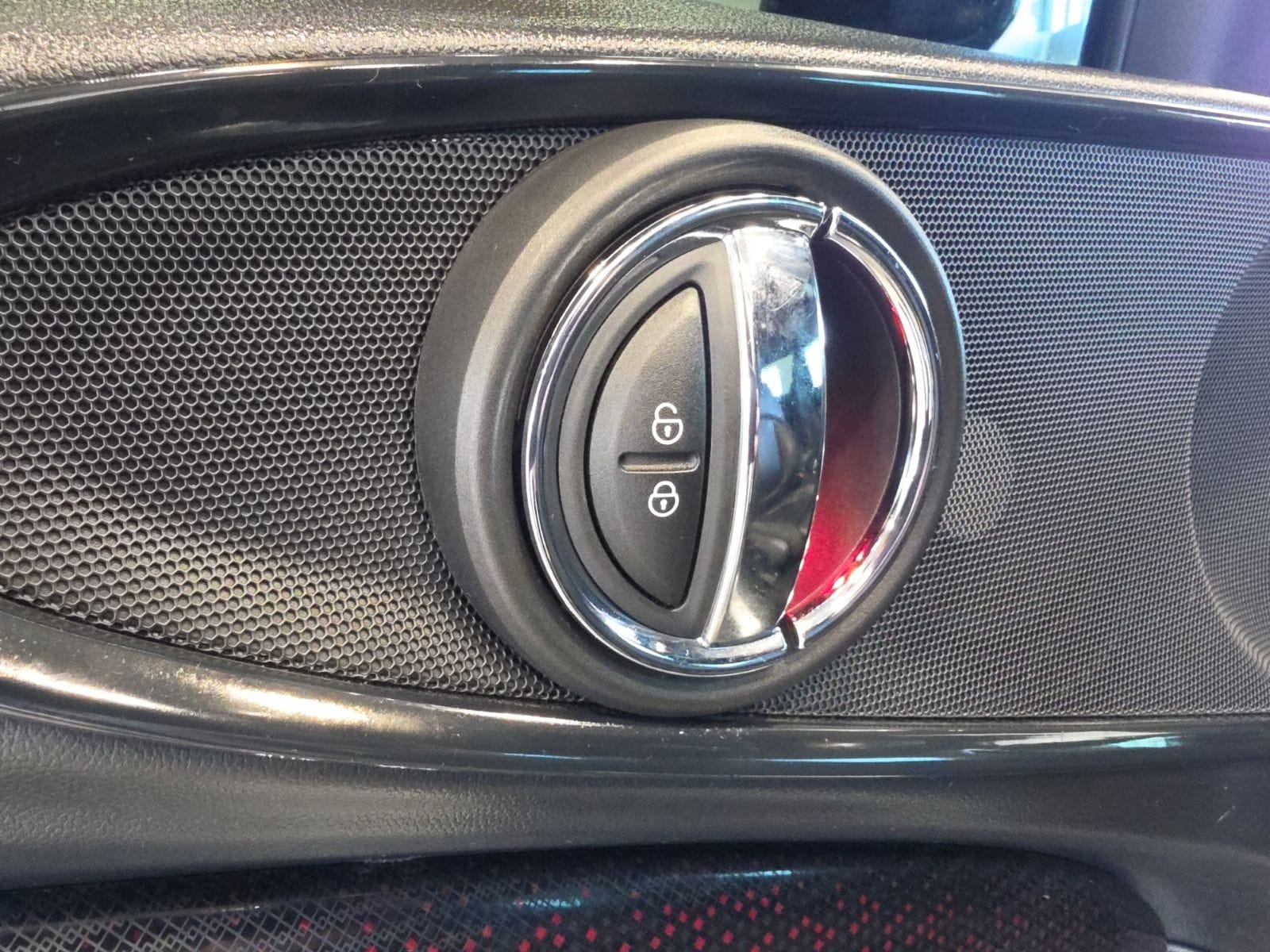Thumbnail: 2020 MINI Cooper Clubman - 18