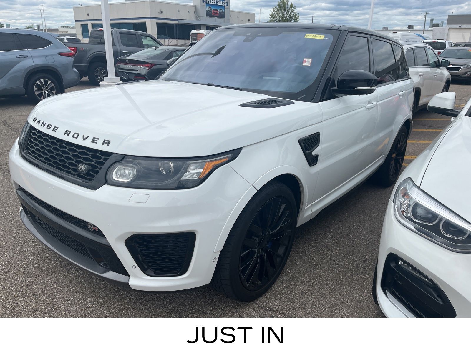 2017 Land Rover Range Rover Sport SVR 5.0's photo