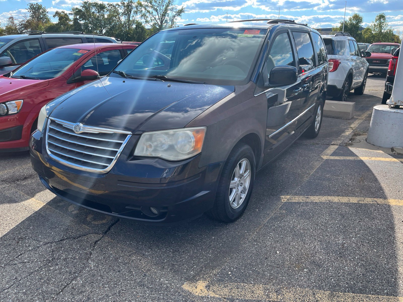 Used 2010 Chrysler Town & Country Touring with VIN 2A4RR5D13AR494045 for sale in Sterling Heights, MI