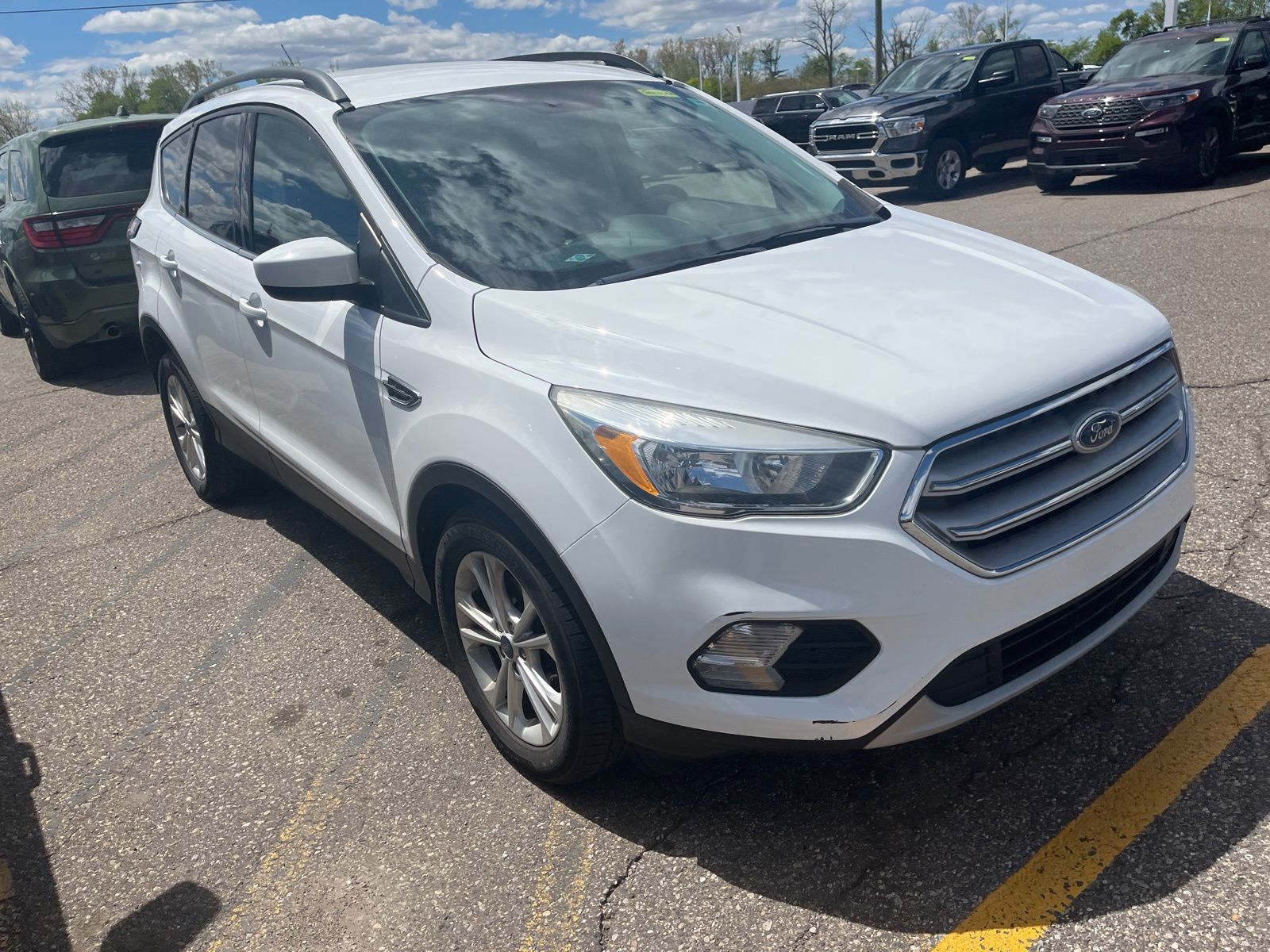 Thumbnail: 2018 Ford Escape - 18