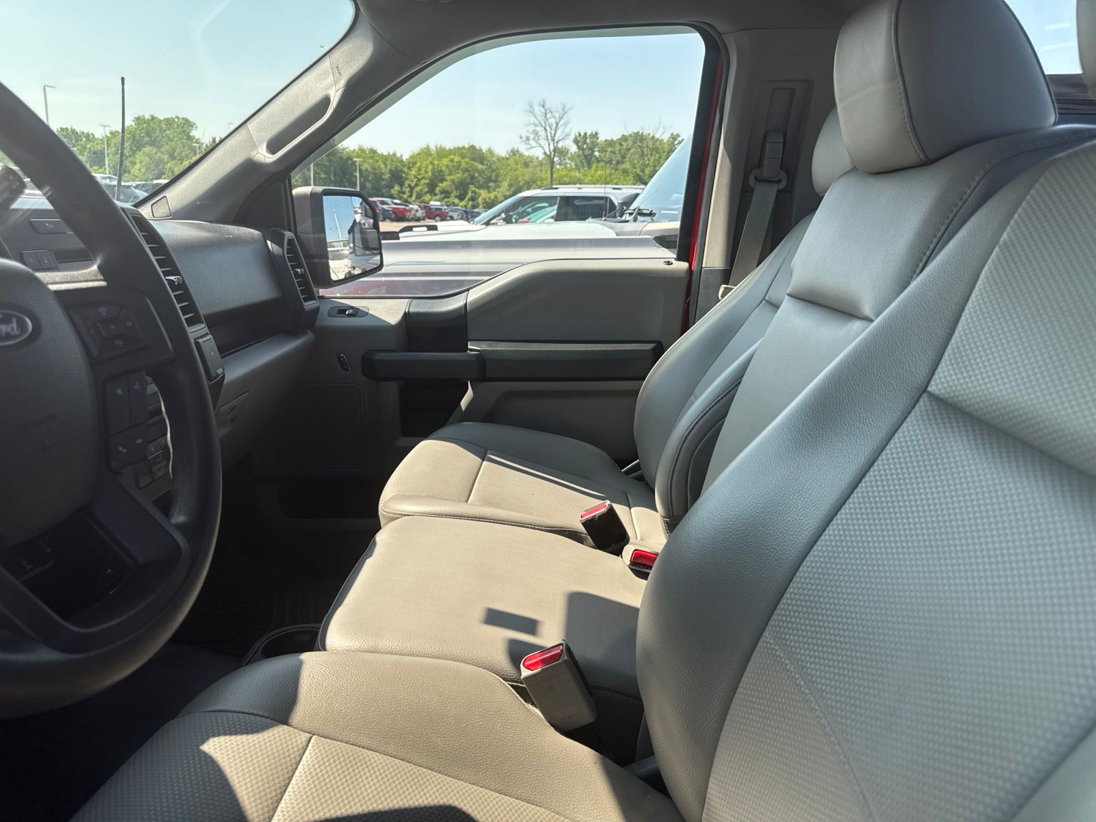 Thumbnail: 2016 Ford F-150 - 31