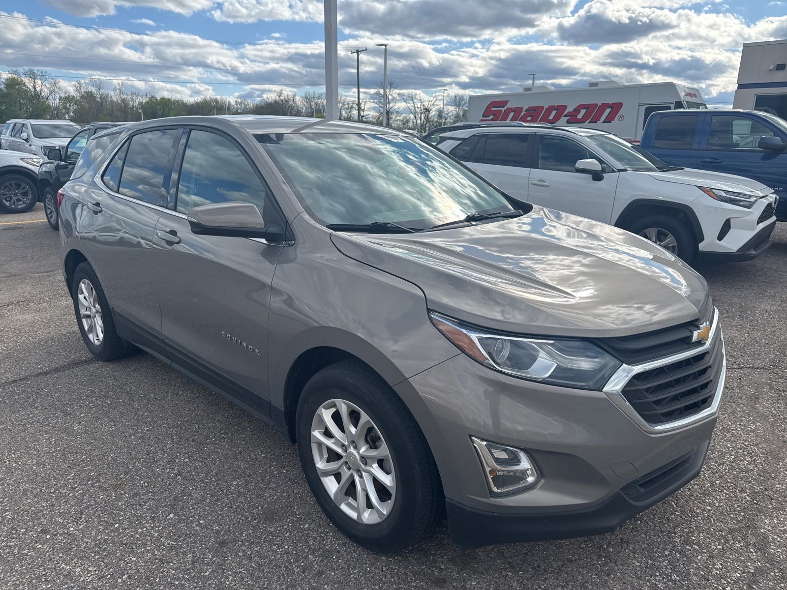 Thumbnail: 2019 Chevrolet Equinox - 23
