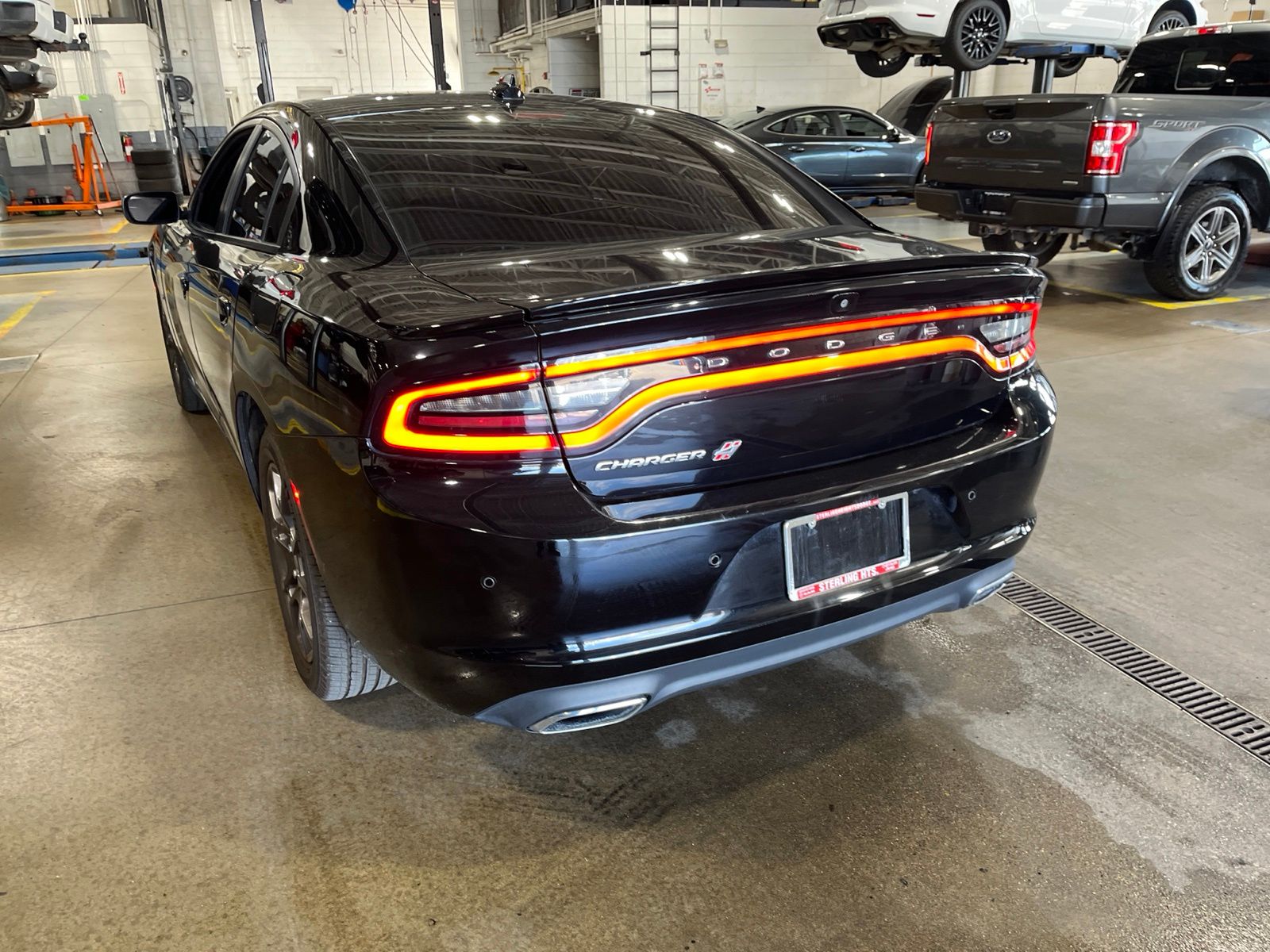 Thumbnail: 2018 Dodge Charger - 11