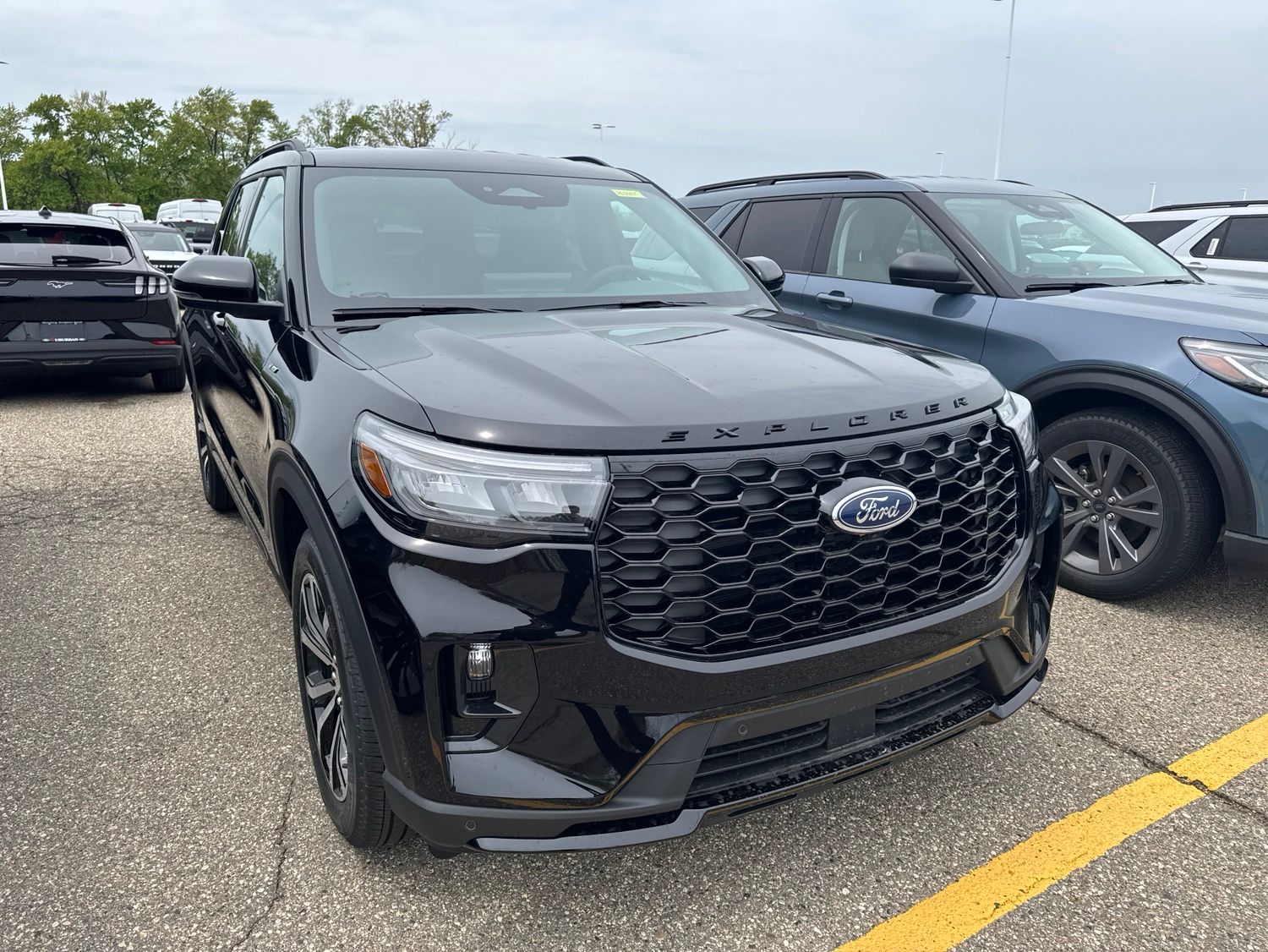 Thumbnail: 2026 Ford Explorer - 23