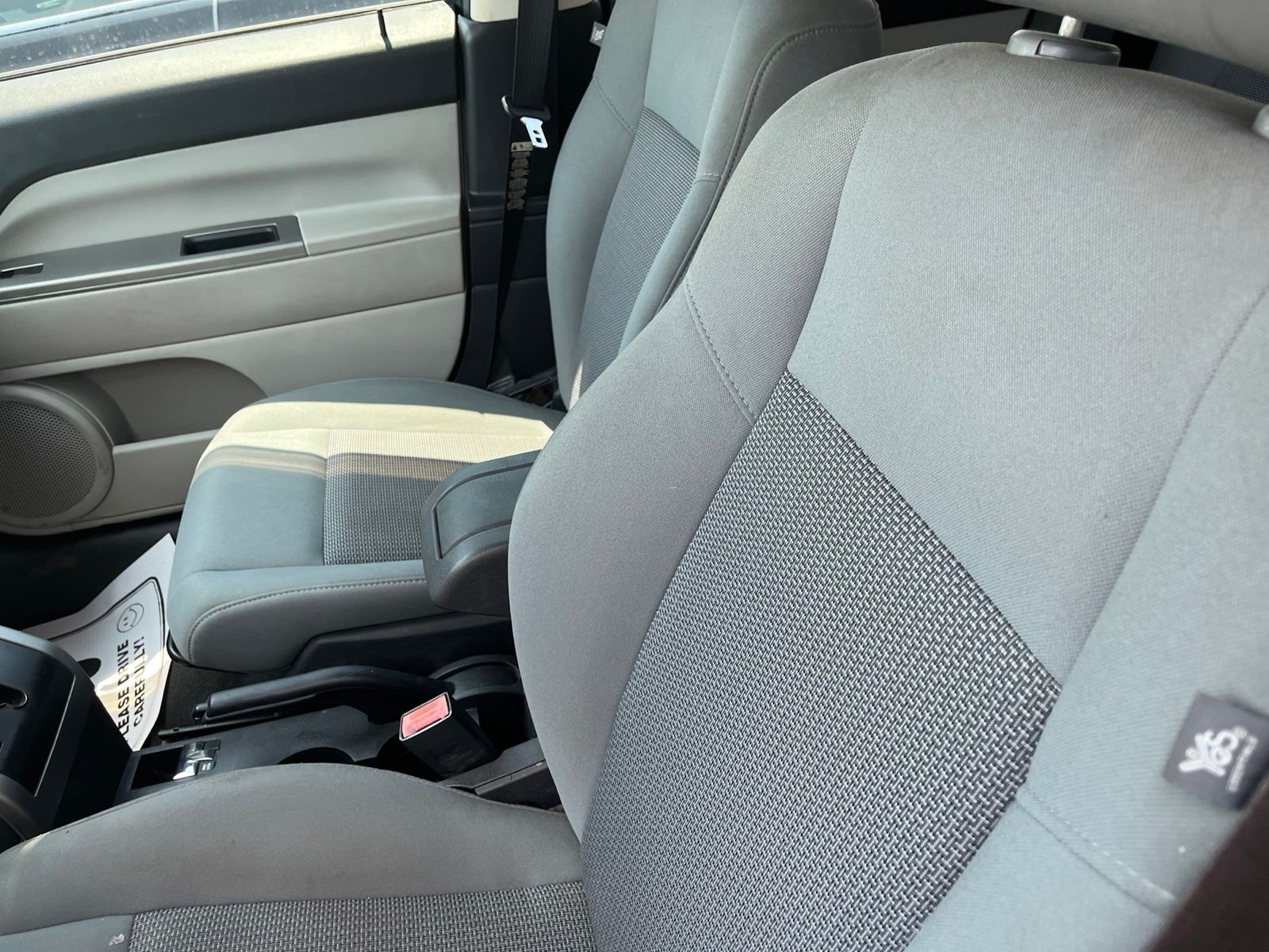 Thumbnail: 2007 Jeep Compass - 23