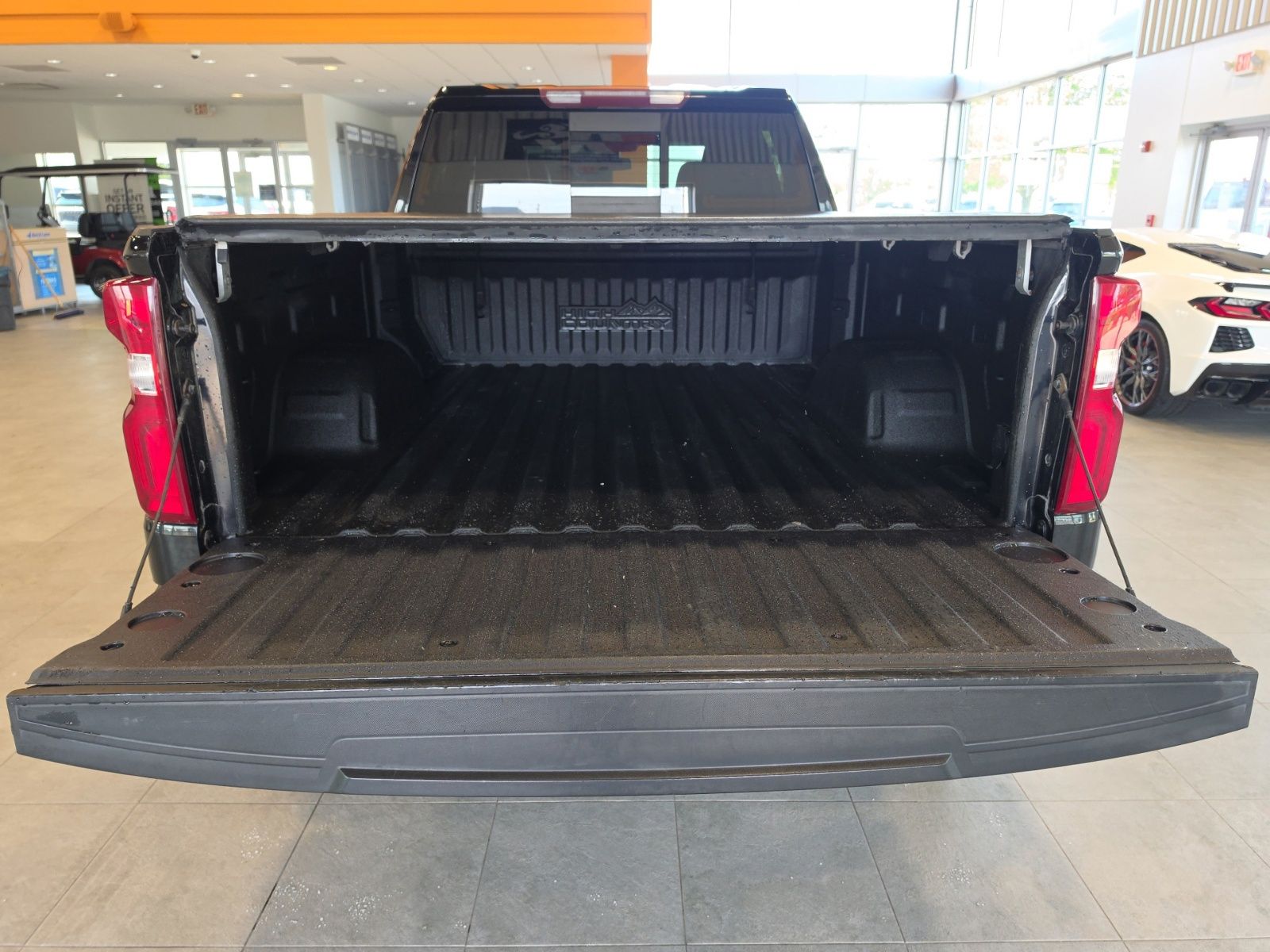 Thumbnail: 2019 Chevrolet Silverado 1500 - 37