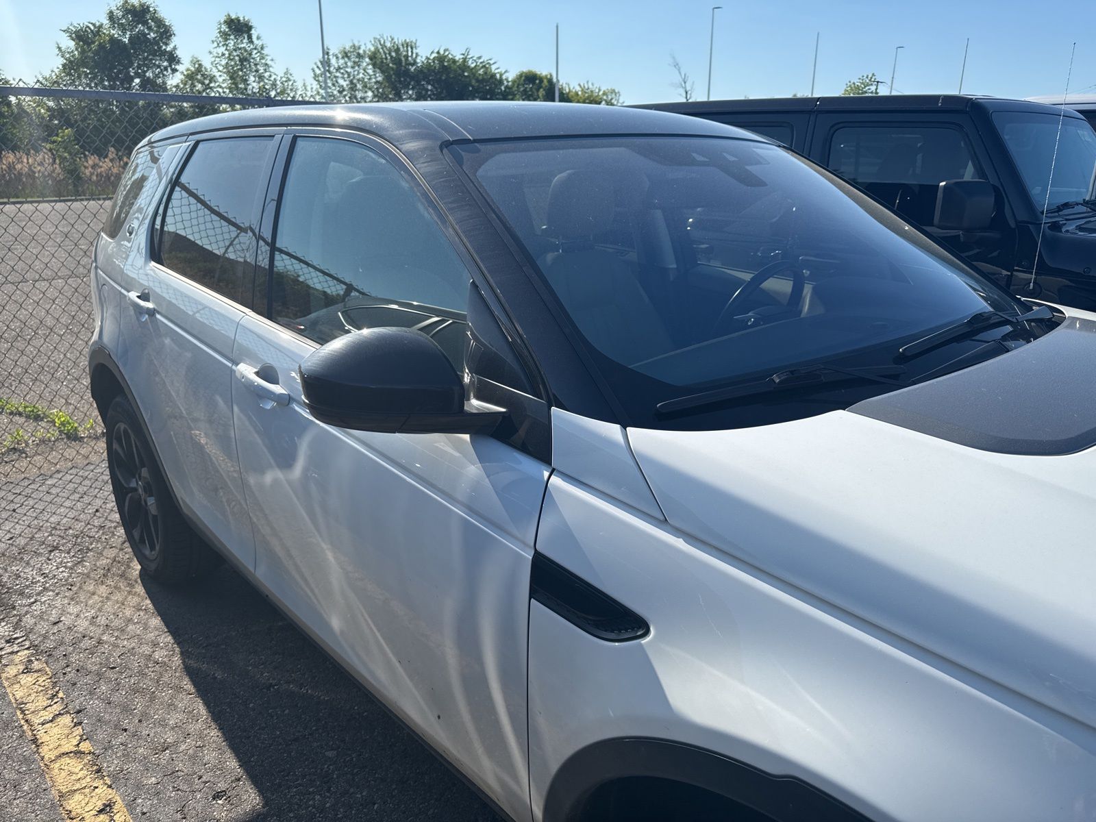 Thumbnail: 2019 Land Rover Discovery Sport - 7