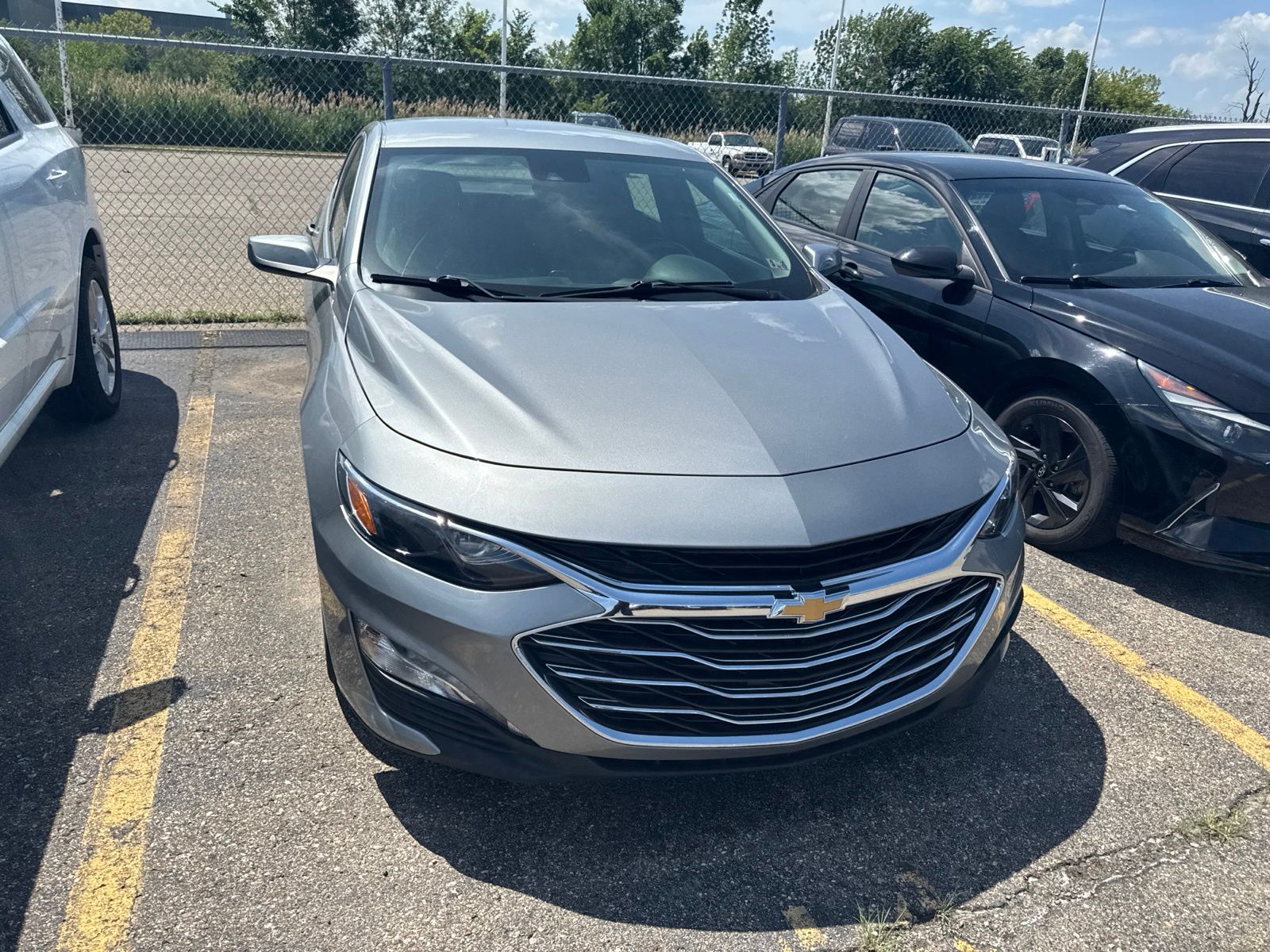 Thumbnail: 2024 Chevrolet Malibu - 4