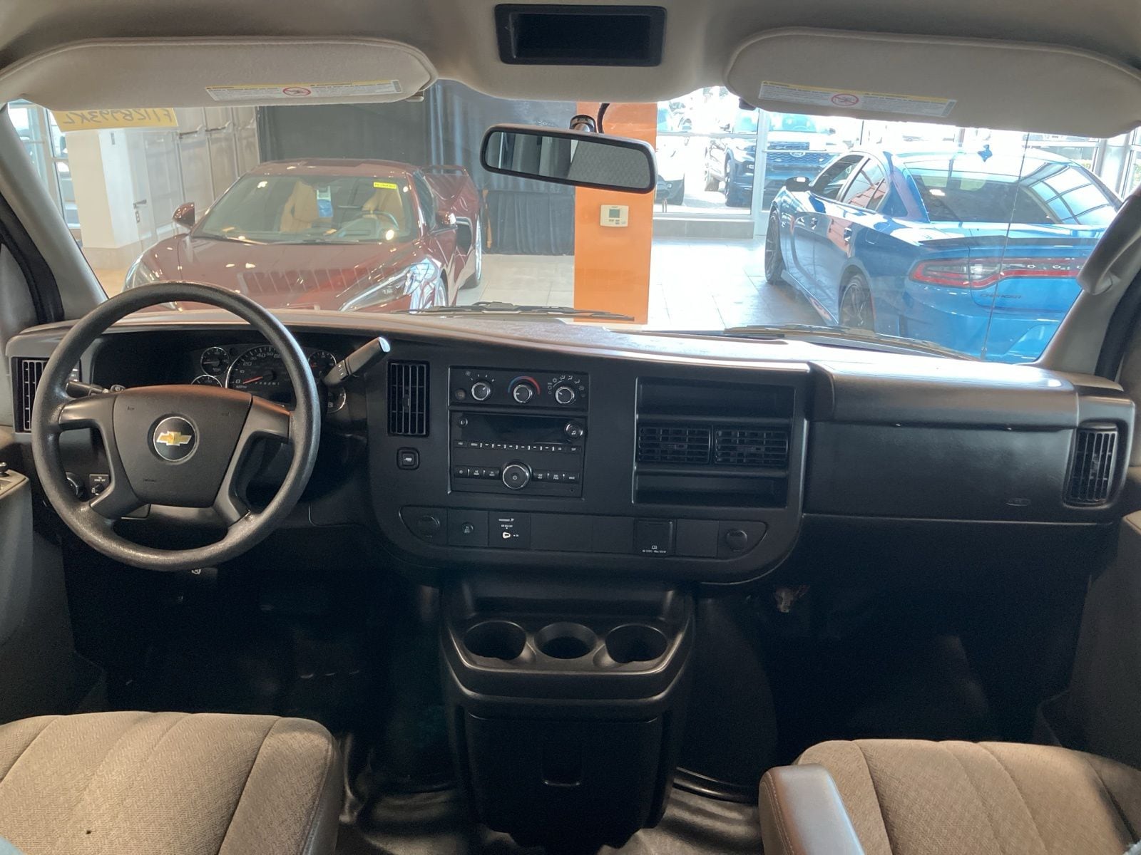 Thumbnail: 2015 Chevrolet Express - 21