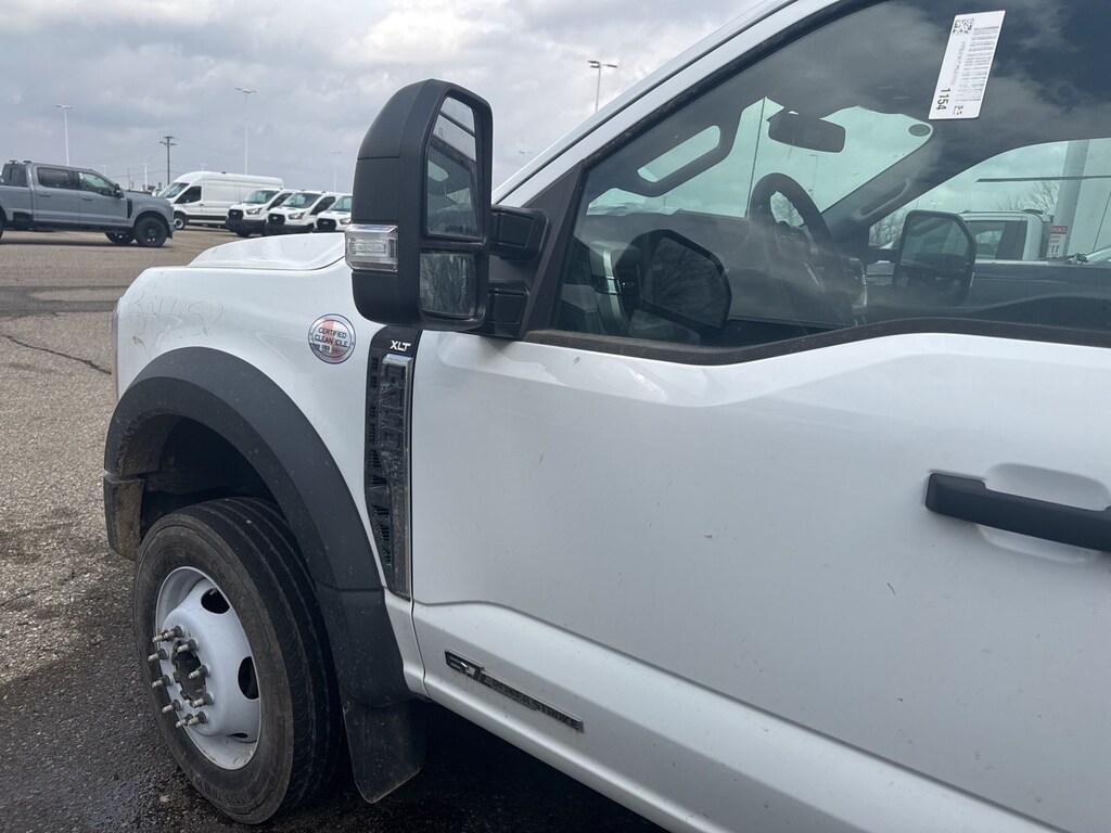 New 2023 Ford F-450SD XLT Chassis