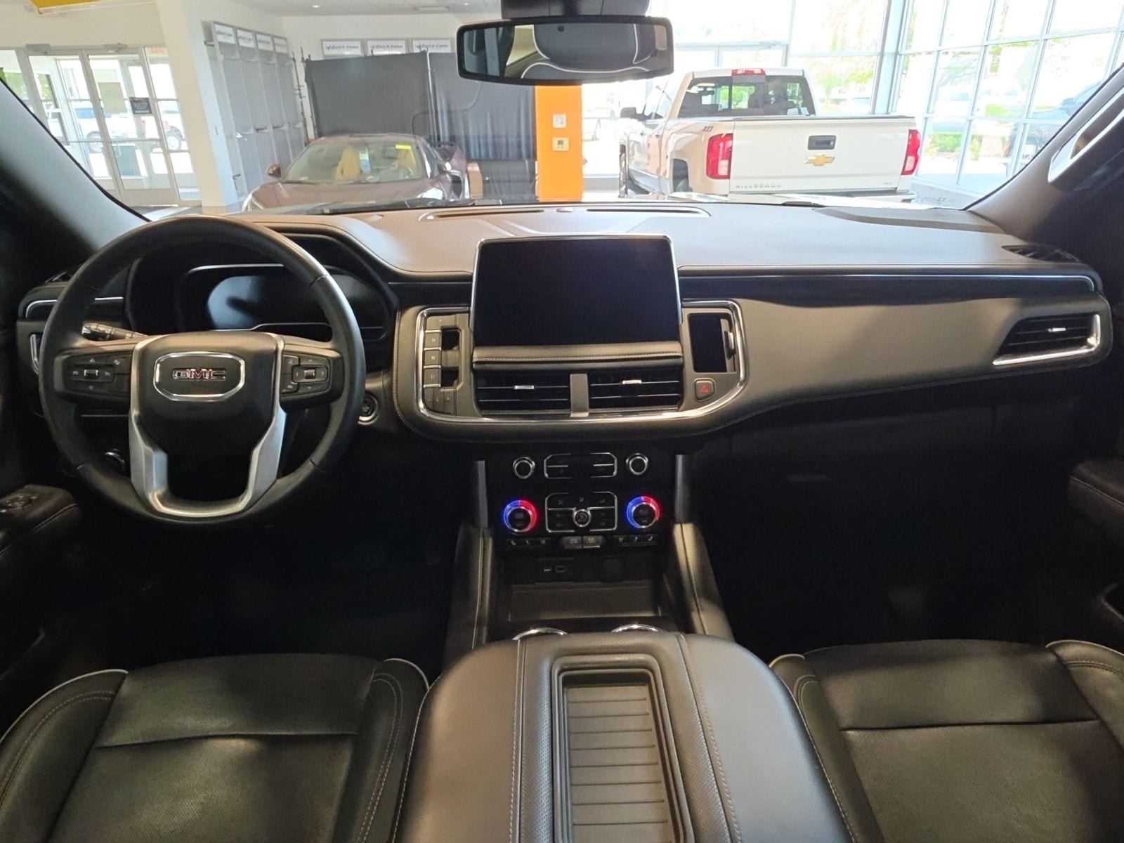 Thumbnail: 2023 GMC Yukon XL - 31