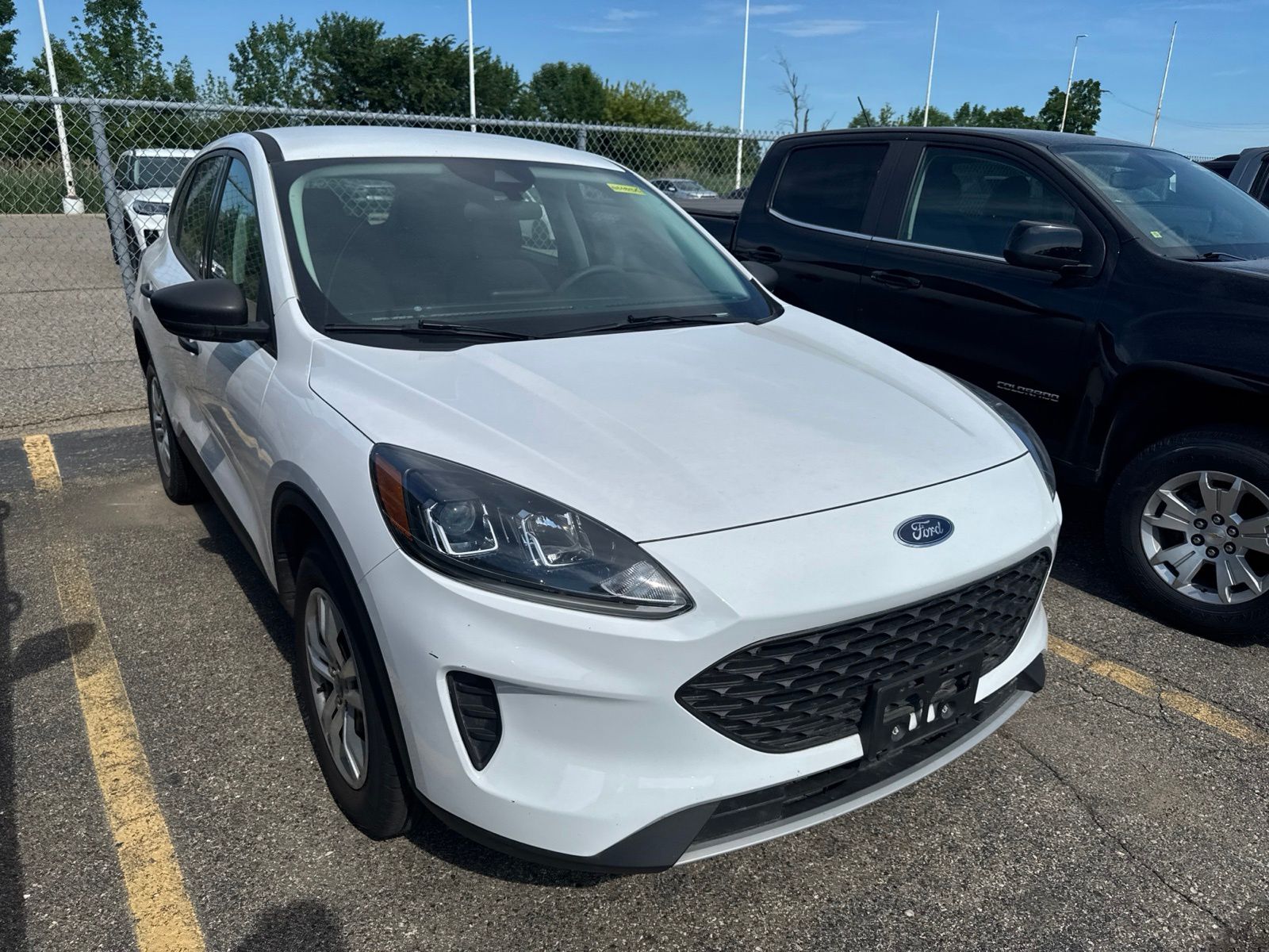 Thumbnail: 2022 Ford Escape - 9