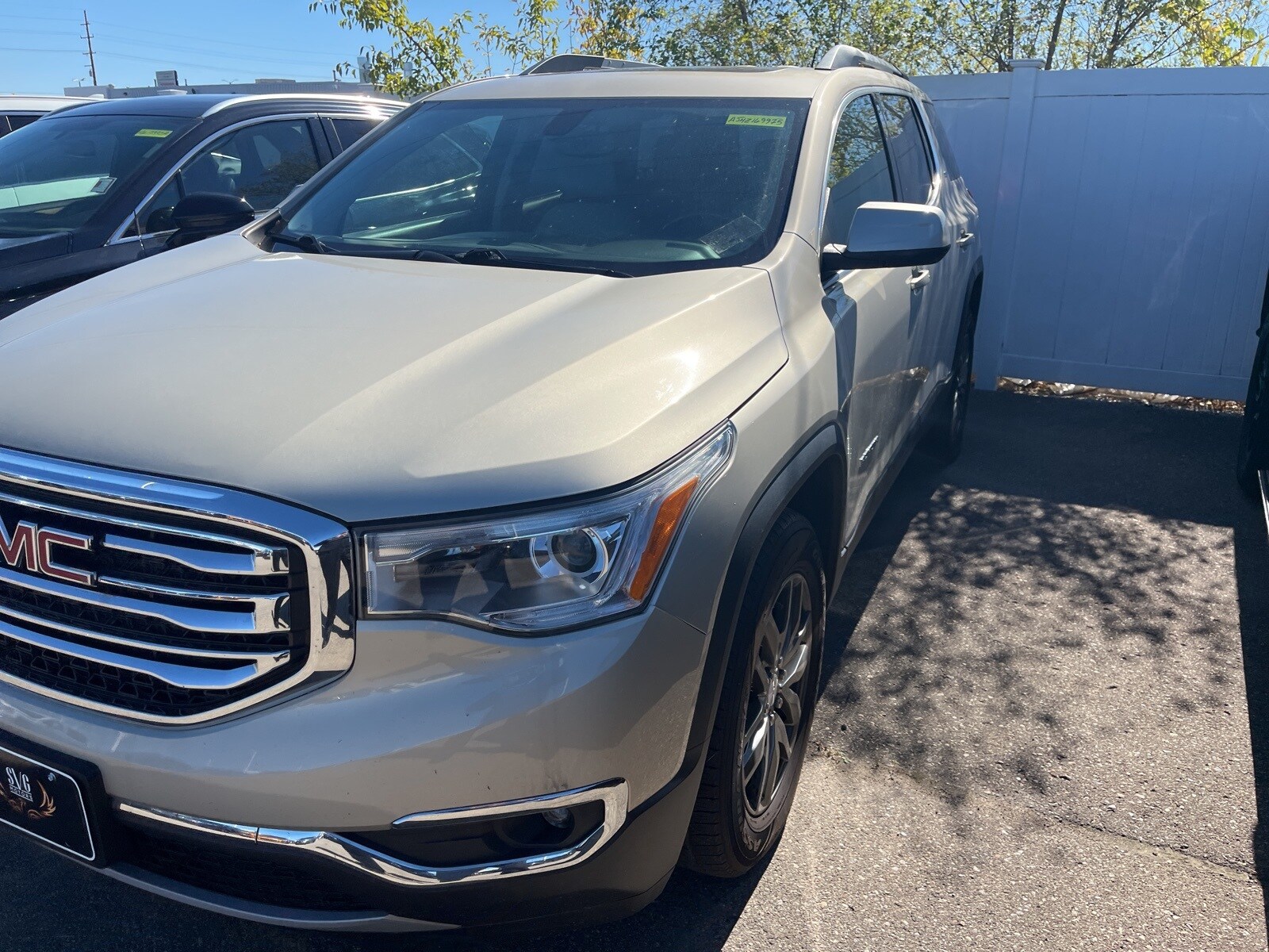 2017 Gmc Acadia SLT photo 4