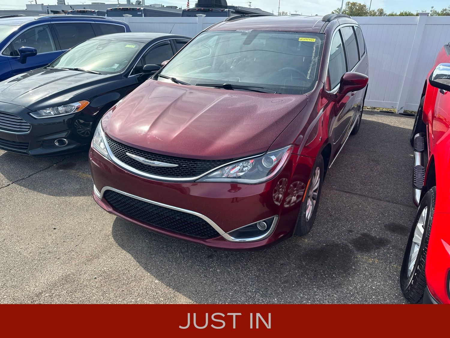 2017 Chrysler Pacifica Touring L -
                  Sterling Heights, MI
