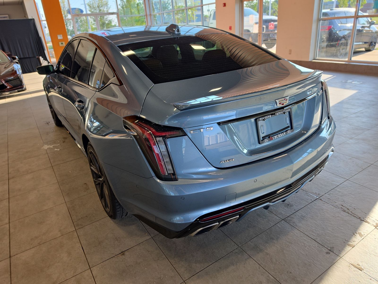 Thumbnail: 2023 Cadillac CT5 - 10