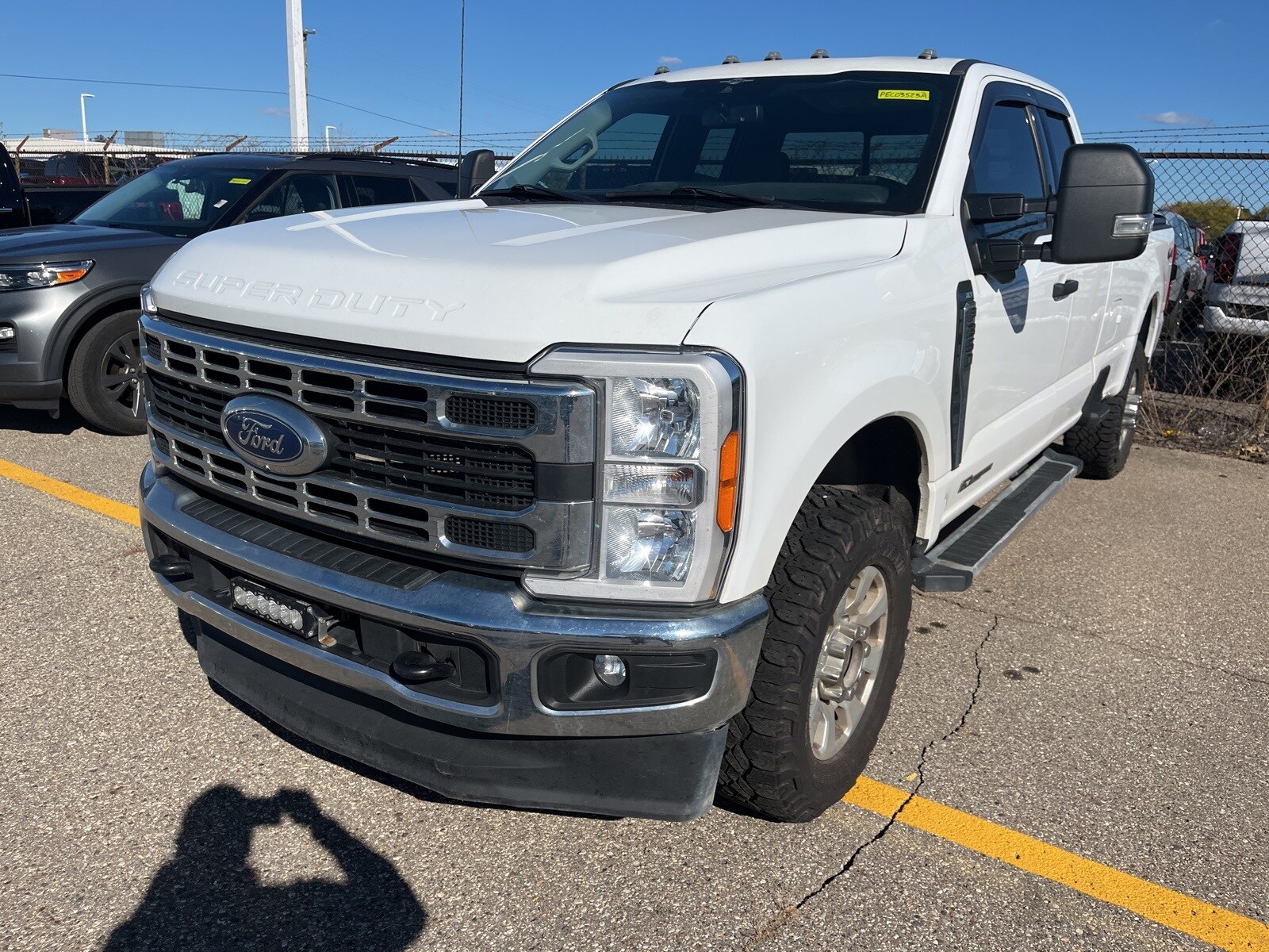 2023 Ford F-350 photo 4