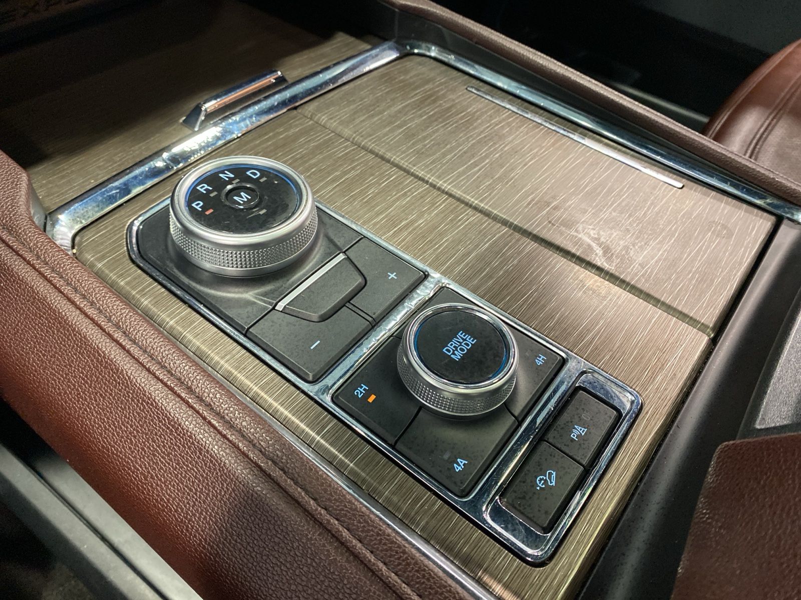 Thumbnail: 2022 Ford Expedition - 24