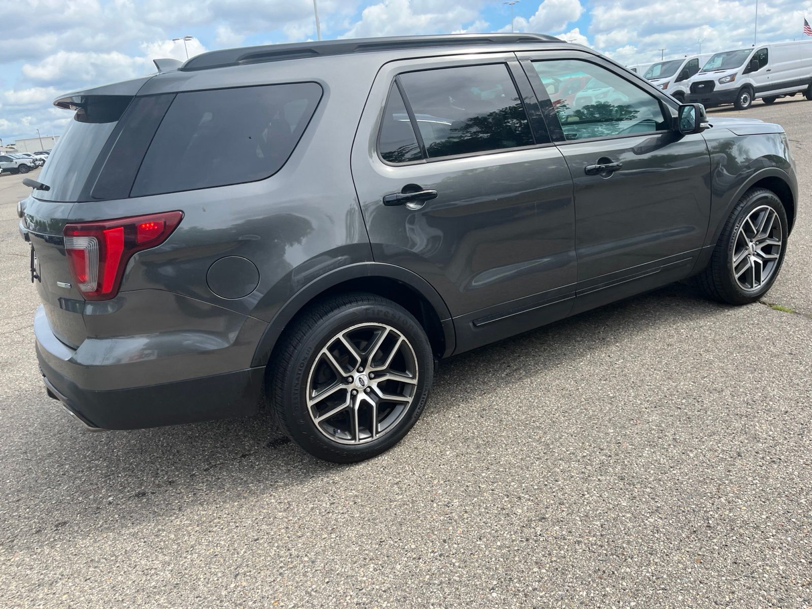 Thumbnail: 2017 Ford Explorer - 20