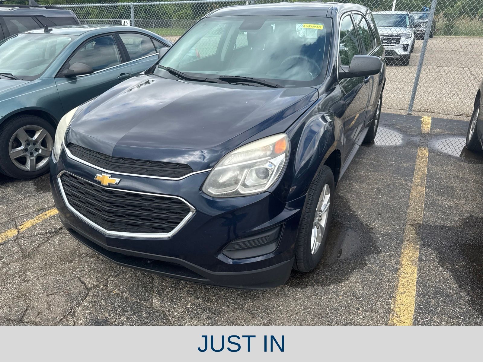 2016 Chevrolet Equinox LS -
                  Sterling Heights, MI