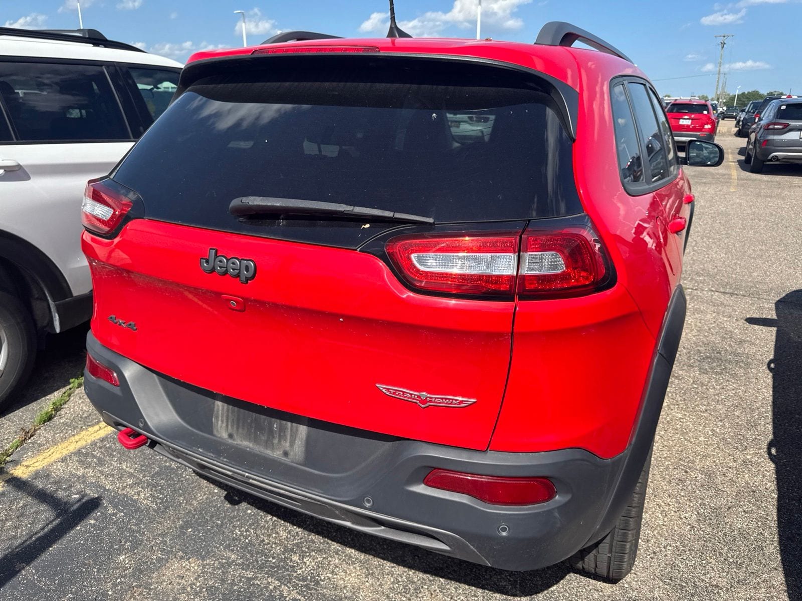 Thumbnail: 2018 Jeep Cherokee - 13