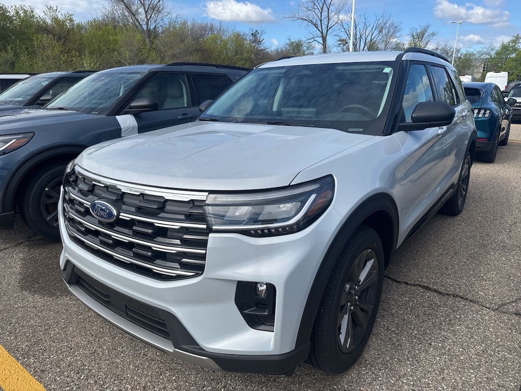New 2026 Ford Explorer Active SUV