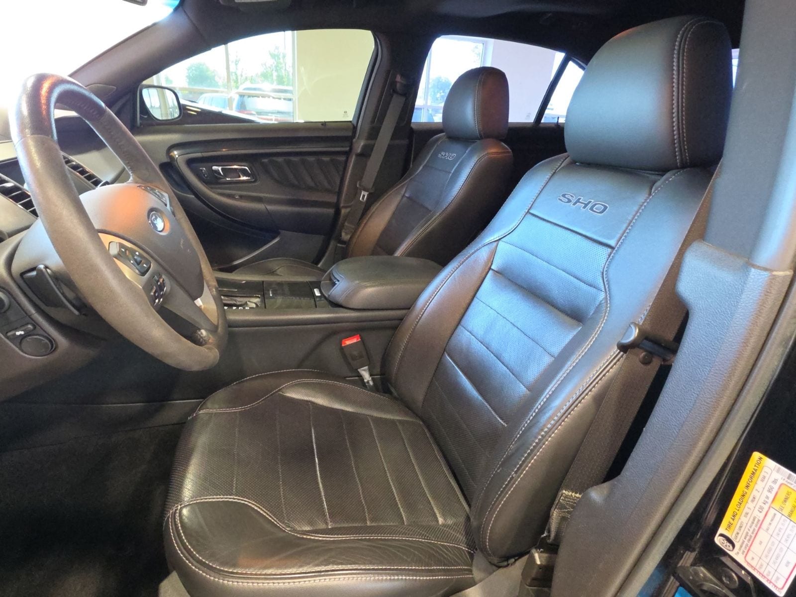 Thumbnail: 2018 Ford Taurus - 17