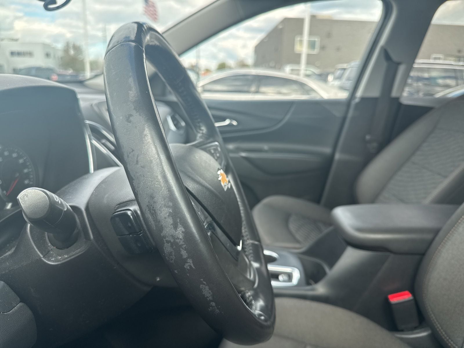 Thumbnail: 2019 Chevrolet Equinox - 32